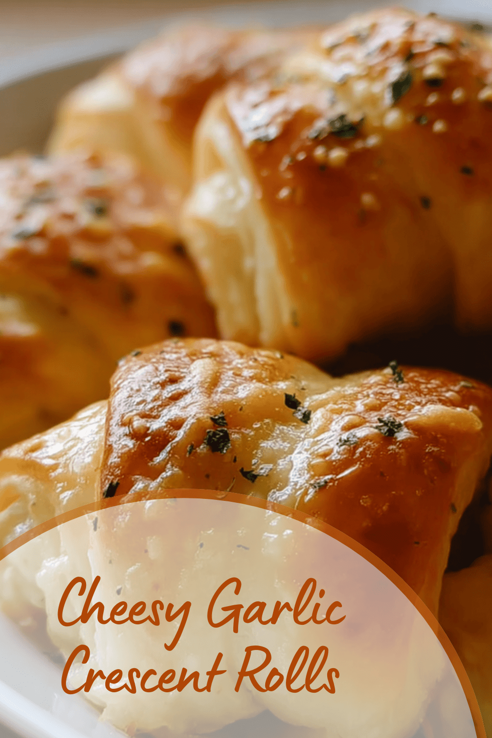 Cheesy Garlic Crescent Rolls