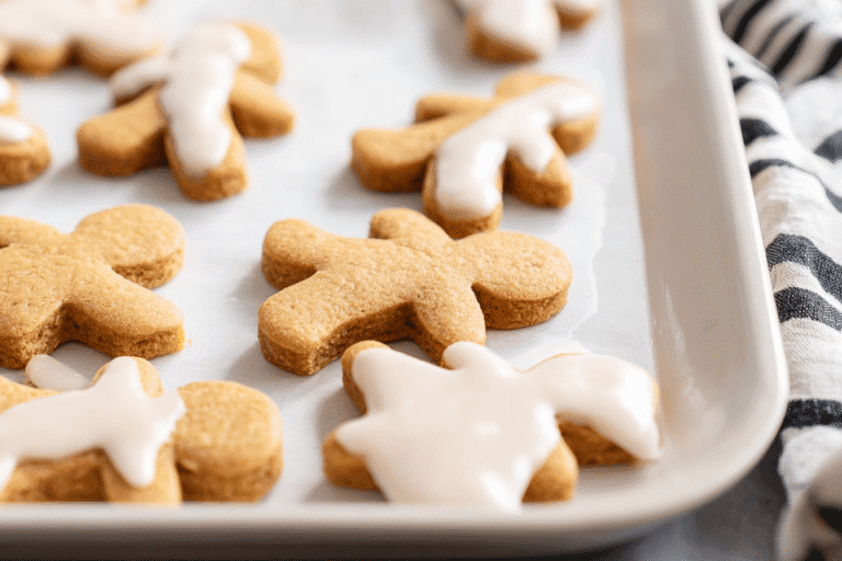 Gingerbread Meltaway Cookies 47.Png