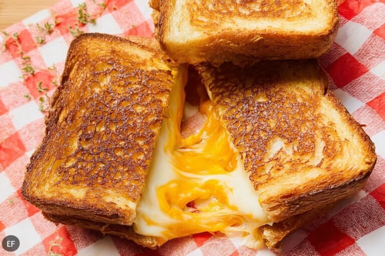 Disneyland Grilled Cheese 29.Png